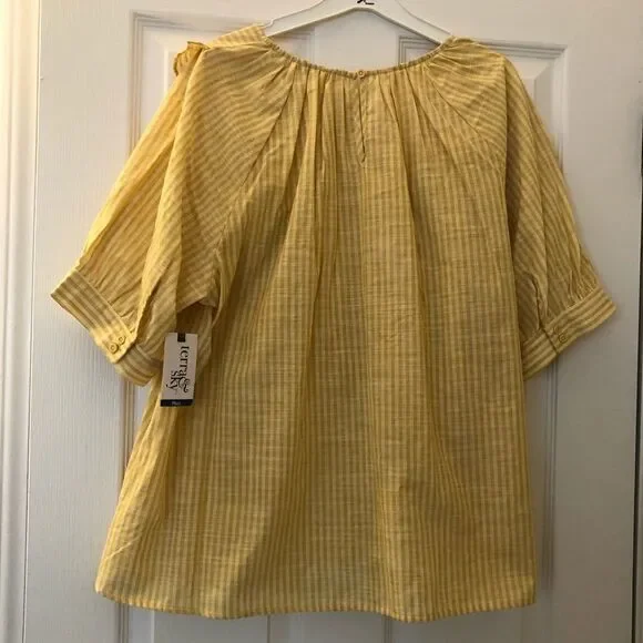 Short Sleeve Ruffle Woven Blouse - Picture 9 of 11